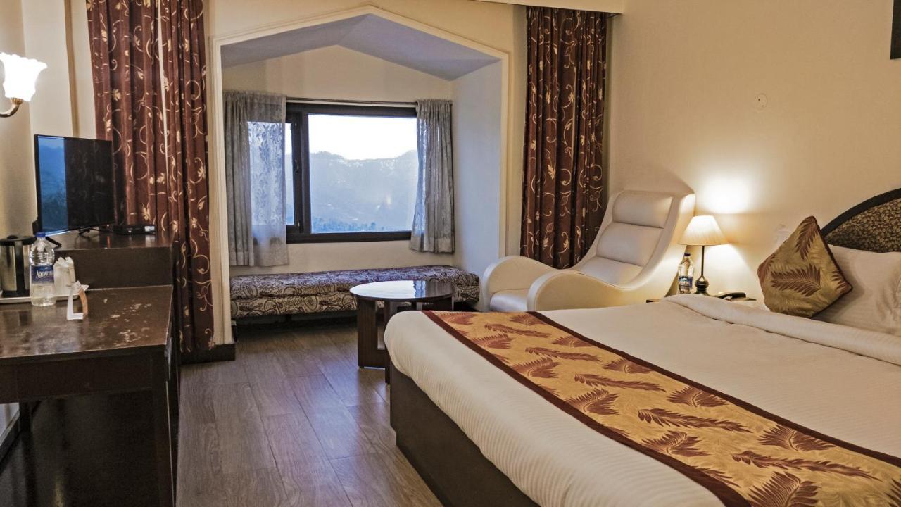 Royal Jardin Whistling Pines Resort Шимла Екстериор снимка