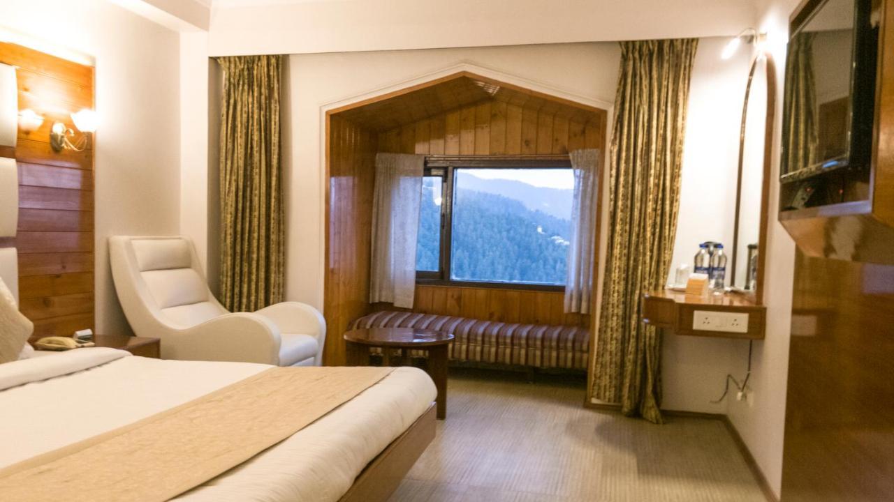 Royal Jardin Whistling Pines Resort Шимла Екстериор снимка