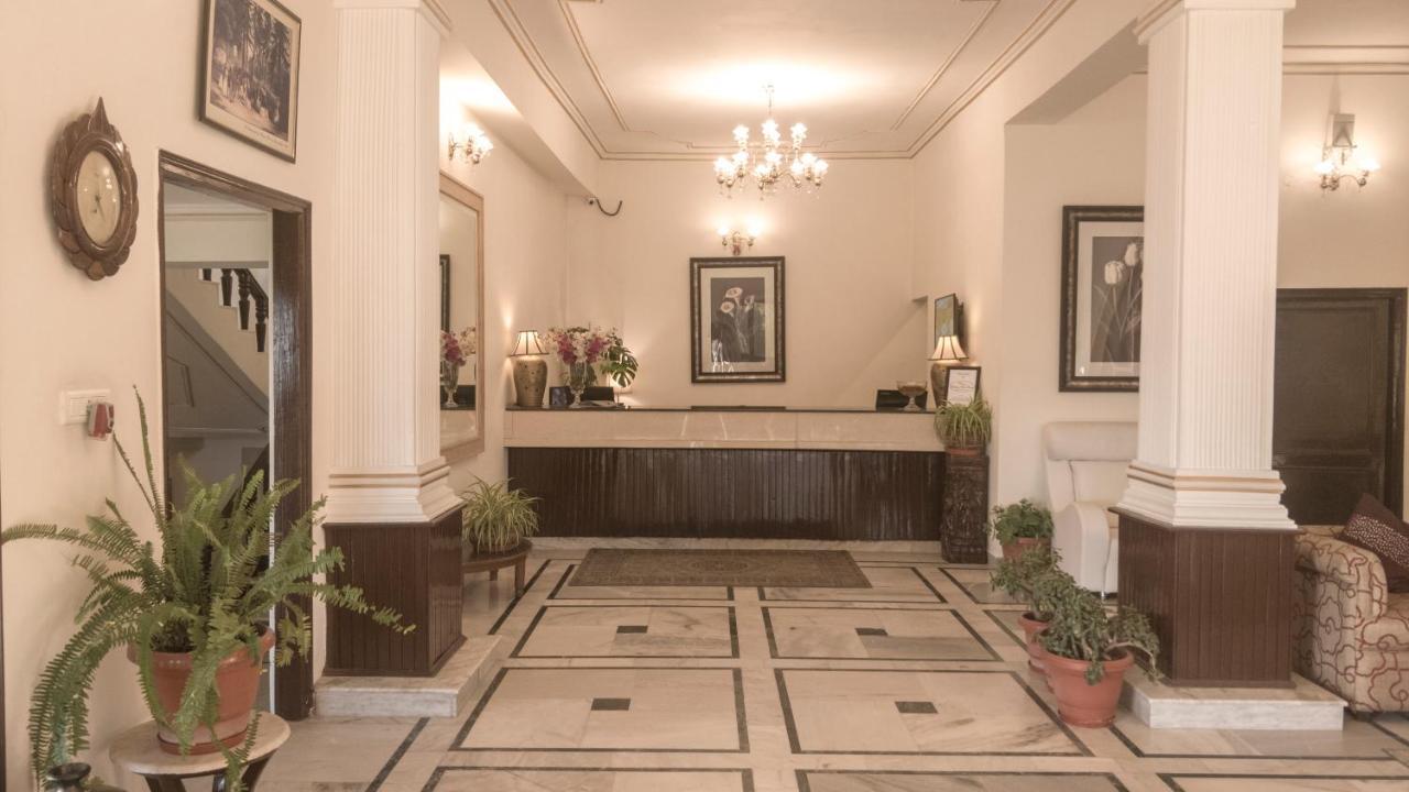 Royal Jardin Whistling Pines Resort Шимла Екстериор снимка